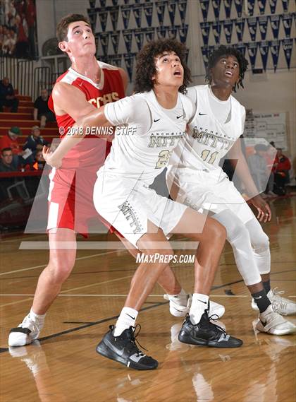 Thumbnail 2 in Cathedral Catholic vs. Archbishop Mitty (Father Barry Christmas Classic) photogallery.