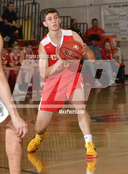 Thumbnail 2 in Cathedral Catholic vs. Archbishop Mitty (Father Barry Christmas Classic) photogallery.