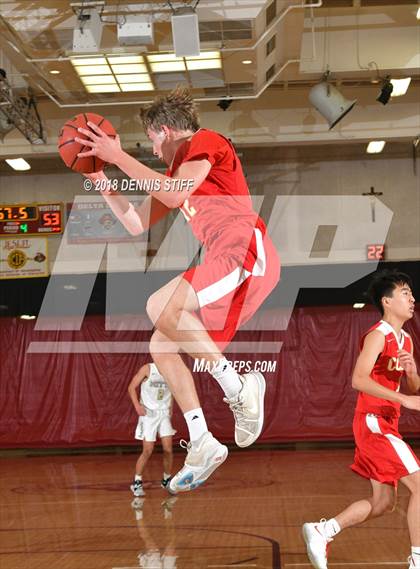Thumbnail 1 in Cathedral Catholic vs. Archbishop Mitty (Father Barry Christmas Classic) photogallery.