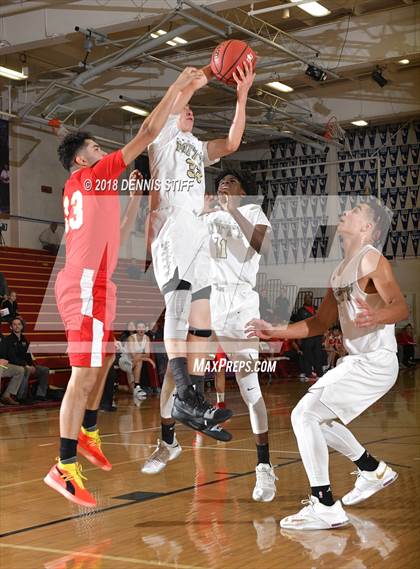 Thumbnail 2 in Cathedral Catholic vs. Archbishop Mitty (Father Barry Christmas Classic) photogallery.
