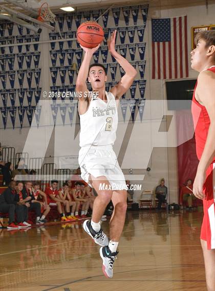 Thumbnail 3 in Cathedral Catholic vs. Archbishop Mitty (Father Barry Christmas Classic) photogallery.