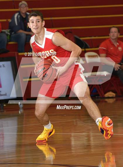 Thumbnail 2 in Cathedral Catholic vs. Archbishop Mitty (Father Barry Christmas Classic) photogallery.
