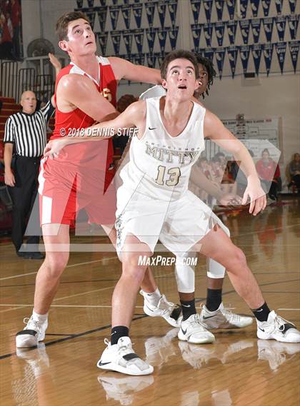 Thumbnail 3 in Cathedral Catholic vs. Archbishop Mitty (Father Barry Christmas Classic) photogallery.