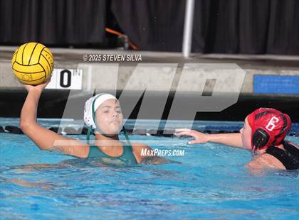 Thumbnail 2 in Cathedral Catholic vs. Mar Vista (CIF SDS Division 2 Quarterfinal) photogallery.