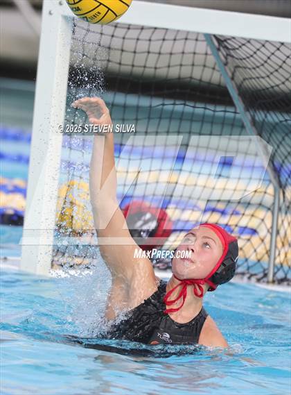 Thumbnail 3 in Cathedral Catholic vs. Mar Vista (CIF SDS Division 2 Quarterfinal) photogallery.