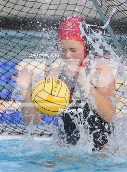 Thumbnail 2 in Cathedral Catholic vs. Mar Vista (CIF SDS Division 2 Quarterfinal) photogallery.