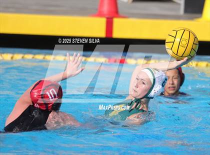 Thumbnail 2 in Cathedral Catholic vs. Mar Vista (CIF SDS Division 2 Quarterfinal) photogallery.