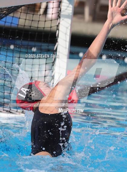 Thumbnail 2 in Cathedral Catholic vs. Mar Vista (CIF SDS Division 2 Quarterfinal) photogallery.