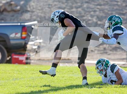 Thumbnail 2 in Highland @ Tehachapi photogallery.
