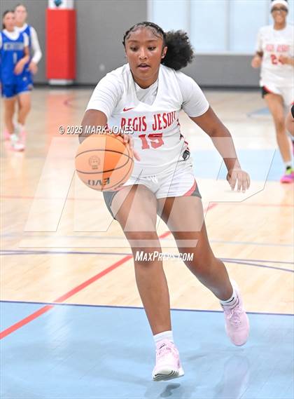 Thumbnail 1 in Regis Jesuit vs. Mesquite (Section 7) photogallery.