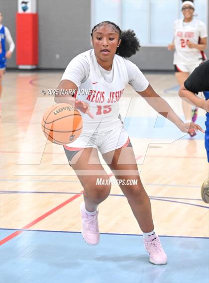 Thumbnail 3 in Regis Jesuit vs. Mesquite (Section 7) photogallery.