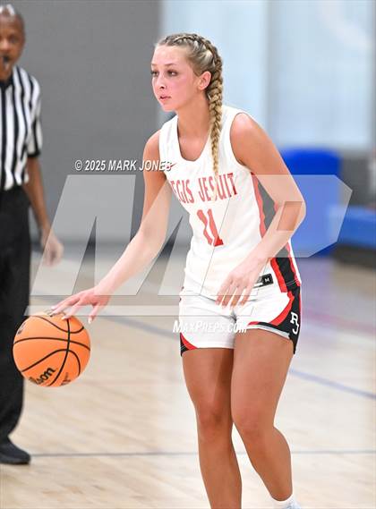 Thumbnail 2 in Regis Jesuit vs. Mesquite (Section 7) photogallery.