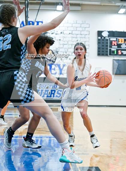 Thumbnail 3 in Hilliard Darby @ Hilliard Bradley photogallery.