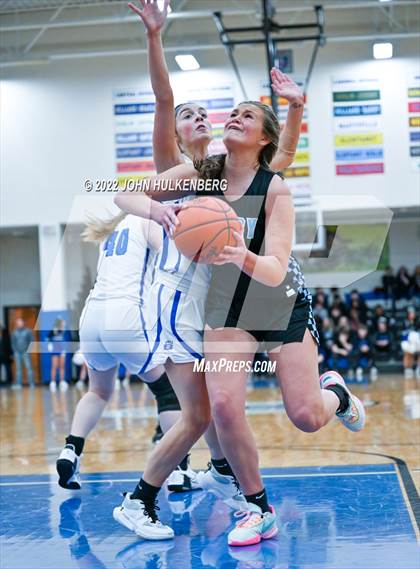 Thumbnail 2 in Hilliard Darby @ Hilliard Bradley photogallery.