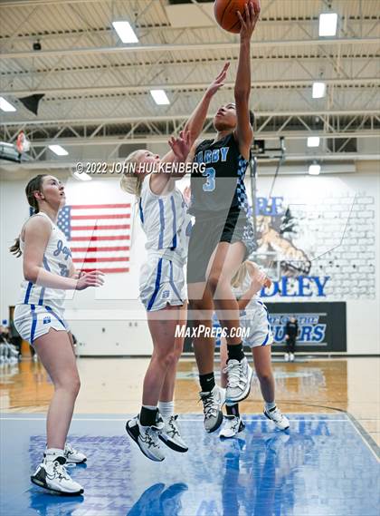 Thumbnail 3 in Hilliard Darby @ Hilliard Bradley photogallery.