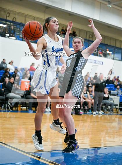 Thumbnail 1 in Hilliard Darby @ Hilliard Bradley photogallery.