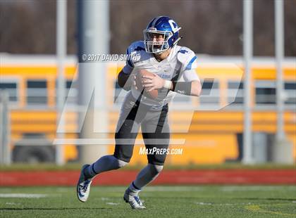 Thumbnail 2 in Carthage vs. Staley photogallery.