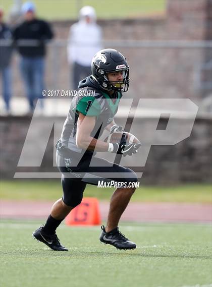 Thumbnail 2 in Carthage vs. Staley photogallery.