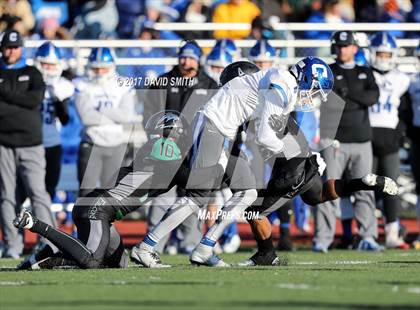 Thumbnail 2 in Carthage vs. Staley photogallery.