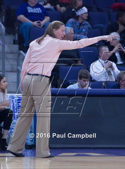 Thumbnail 3 in Valley Vista vs Hamilton (AIA D1 Semifinal) photogallery.