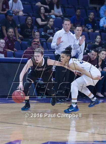 Thumbnail 2 in Valley Vista vs Hamilton (AIA D1 Semifinal) photogallery.
