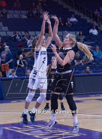 Thumbnail 1 in Valley Vista vs Hamilton (AIA D1 Semifinal) photogallery.
