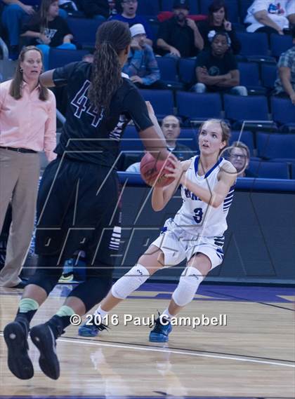 Thumbnail 2 in Valley Vista vs Hamilton (AIA D1 Semifinal) photogallery.