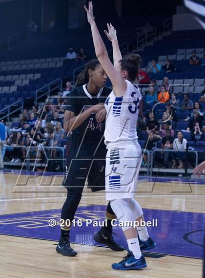 Thumbnail 3 in Valley Vista vs Hamilton (AIA D1 Semifinal) photogallery.