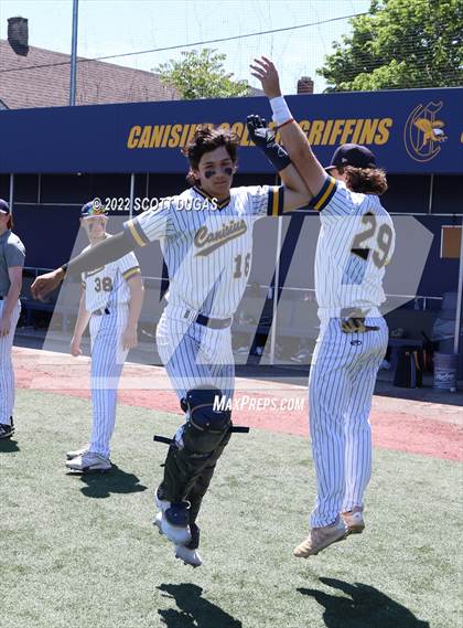 Thumbnail 3 in Canisius vs St. Joseph's Collegiate Institute (Georgetown Cup Finals) photogallery.