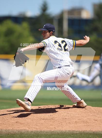 Thumbnail 2 in Canisius vs St. Joseph's Collegiate Institute (Georgetown Cup Finals) photogallery.
