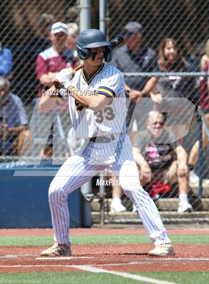 Thumbnail 3 in Canisius vs St. Joseph's Collegiate Institute (Georgetown Cup Finals) photogallery.