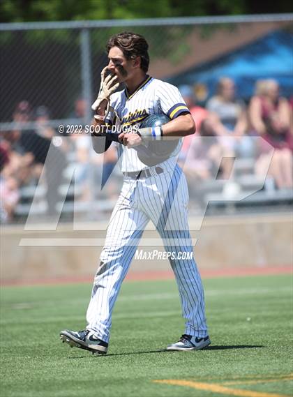 Thumbnail 3 in Canisius vs St. Joseph's Collegiate Institute (Georgetown Cup Finals) photogallery.