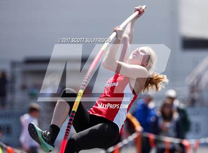 Thumbnail 1 in Jim Robinson Twilight Invitational photogallery.