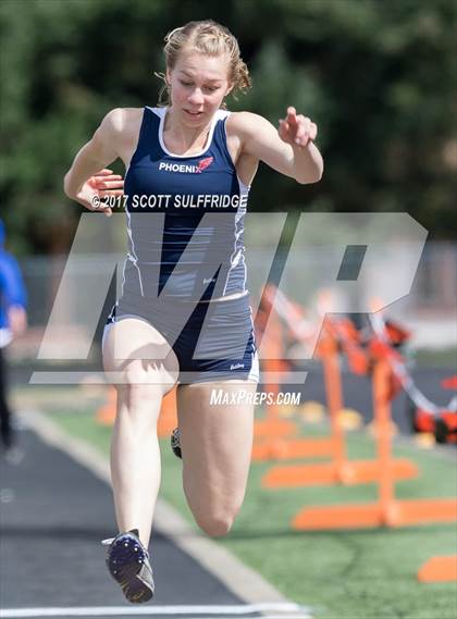 Thumbnail 2 in Jim Robinson Twilight Invitational photogallery.