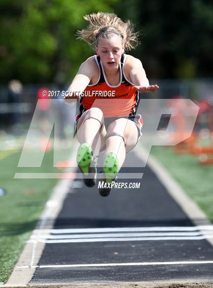 Thumbnail 3 in Jim Robinson Twilight Invitational photogallery.