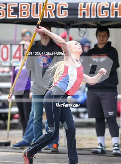 Thumbnail 1 in Jim Robinson Twilight Invitational photogallery.