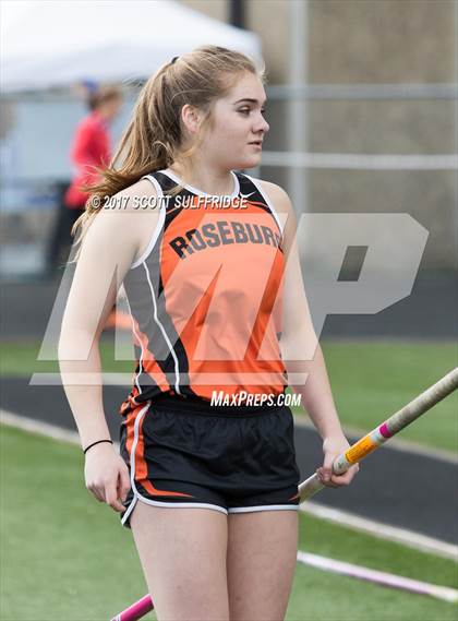Thumbnail 1 in Jim Robinson Twilight Invitational photogallery.