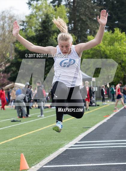 Thumbnail 3 in Jim Robinson Twilight Invitational photogallery.