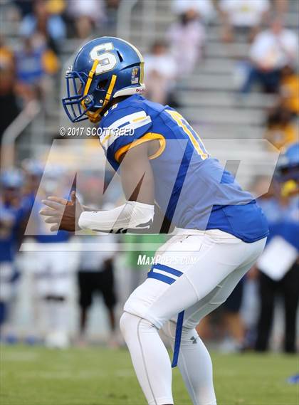 Thumbnail 1 in Oscar Smith vs. Vero Beach photogallery.