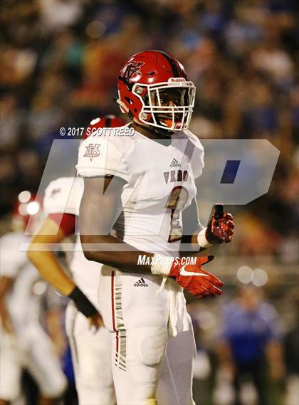 Thumbnail 2 in Oscar Smith vs. Vero Beach photogallery.