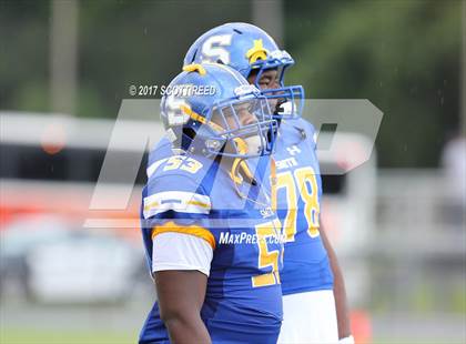 Thumbnail 2 in Oscar Smith vs. Vero Beach photogallery.