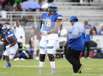 Thumbnail 2 in Oscar Smith vs. Vero Beach photogallery.