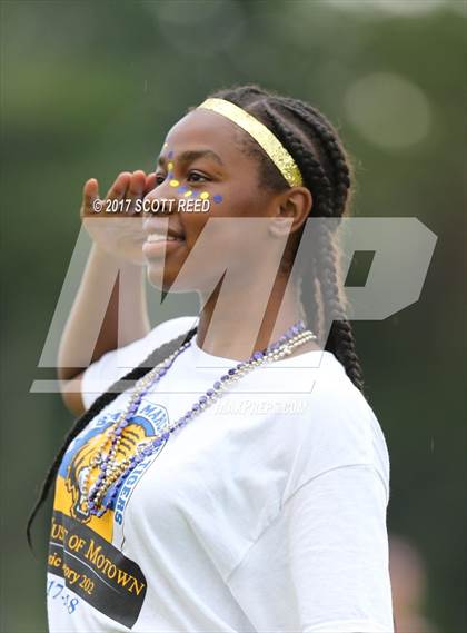 Thumbnail 3 in Oscar Smith vs. Vero Beach photogallery.