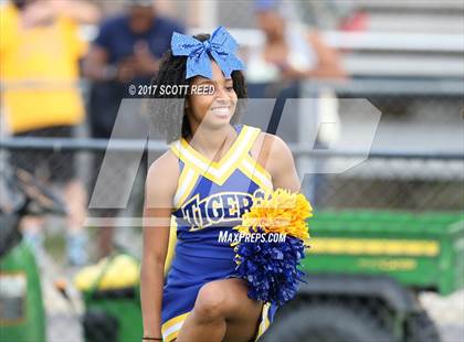 Thumbnail 1 in Oscar Smith vs. Vero Beach photogallery.
