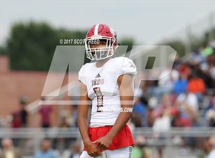 Thumbnail 2 in Oscar Smith vs. Vero Beach photogallery.