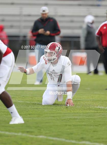 Thumbnail 1 in Oscar Smith vs. Vero Beach photogallery.