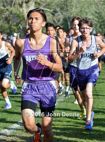Thumbnail 3 in UNM Invitational photogallery.