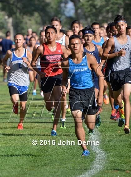 Thumbnail 2 in UNM Invitational photogallery.
