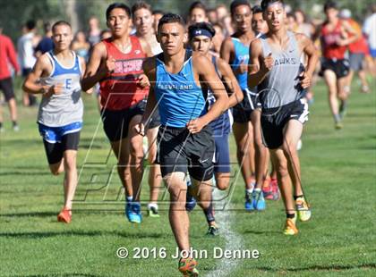Thumbnail 1 in UNM Invitational photogallery.