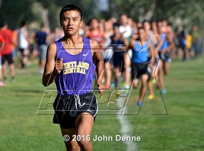 Thumbnail 1 in UNM Invitational photogallery.